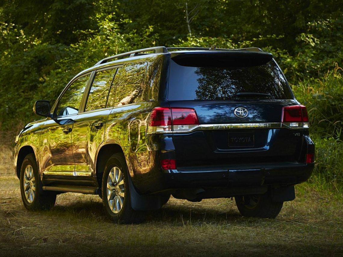 TOYOTA LAND CRUISER 2017 JTMCY7AJXH4052455 image